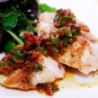Куриной мясо с подливой из сушеных томатов